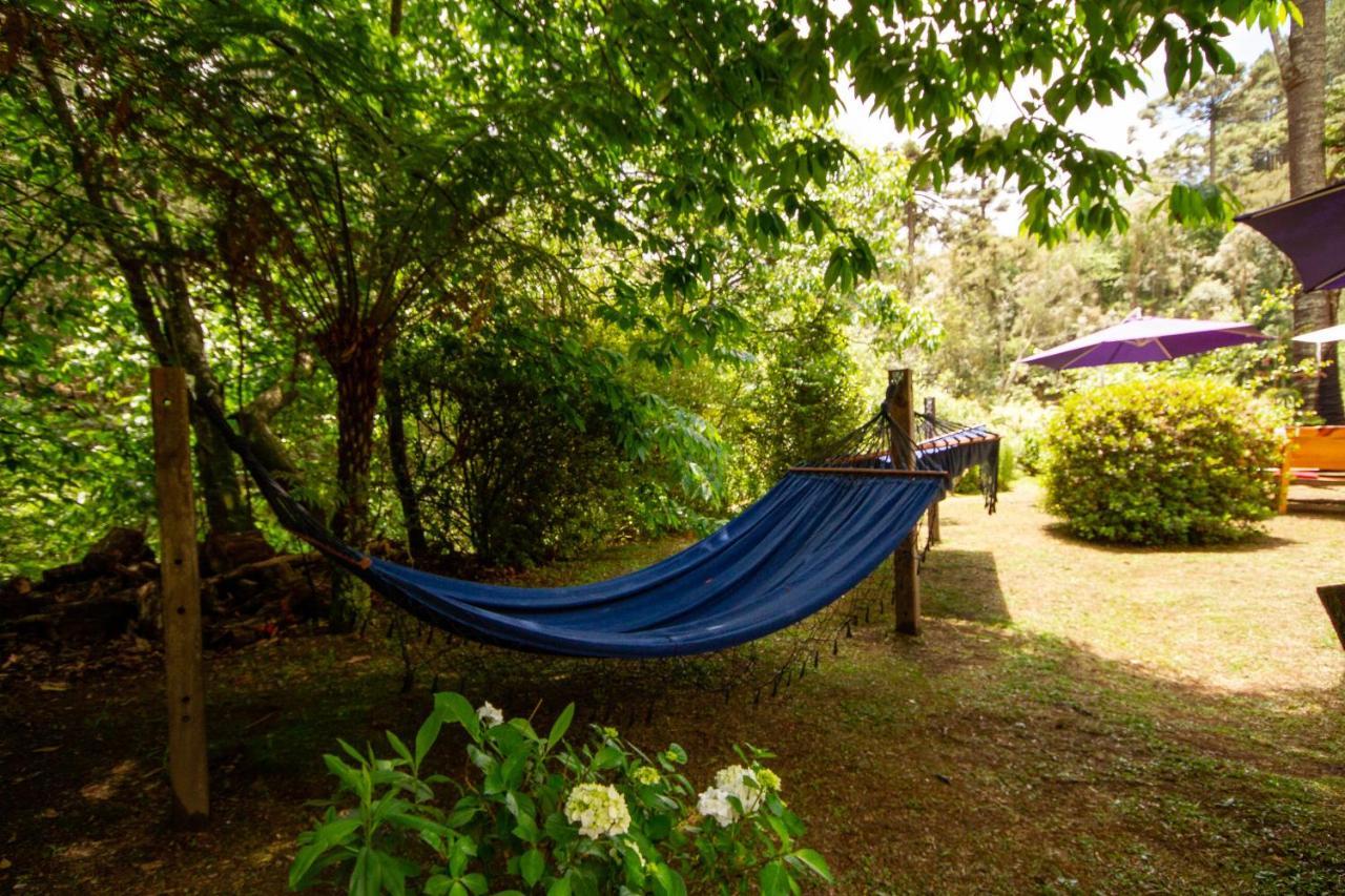 Emporio Reserva Da Serra - Opcoes De Chales E Hidromassagem กังโปสดูจอร์เดา ภายนอก รูปภาพ