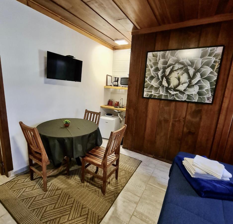 Emporio Reserva Da Serra - Opcoes De Chales E Hidromassagem กังโปสดูจอร์เดา ภายนอก รูปภาพ