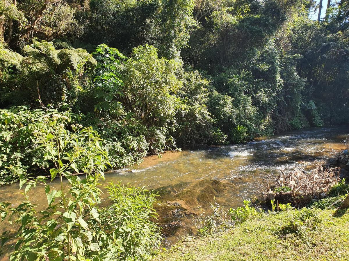 Emporio Reserva Da Serra - Opcoes De Chales E Hidromassagem กังโปสดูจอร์เดา ภายนอก รูปภาพ